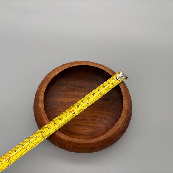 Vintage Teak Wooden Salad Bowls Set of 4 Mid Century Dining - Picture 10 of 10